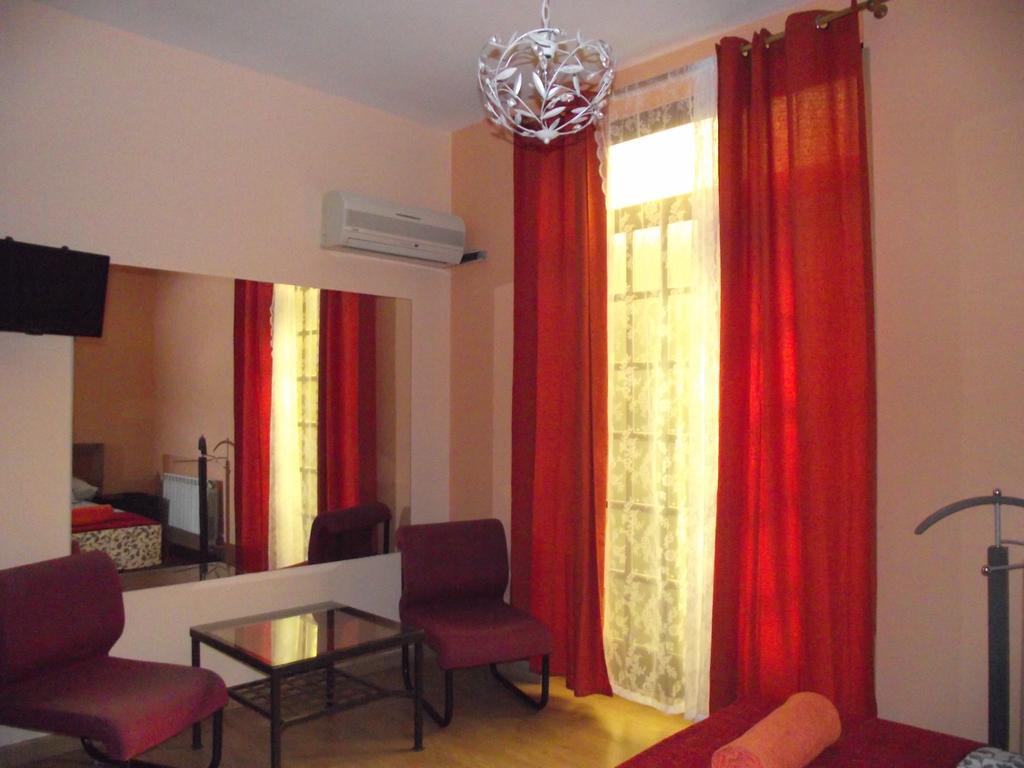 Village Rooms Multicolor 马德里 外观 照片