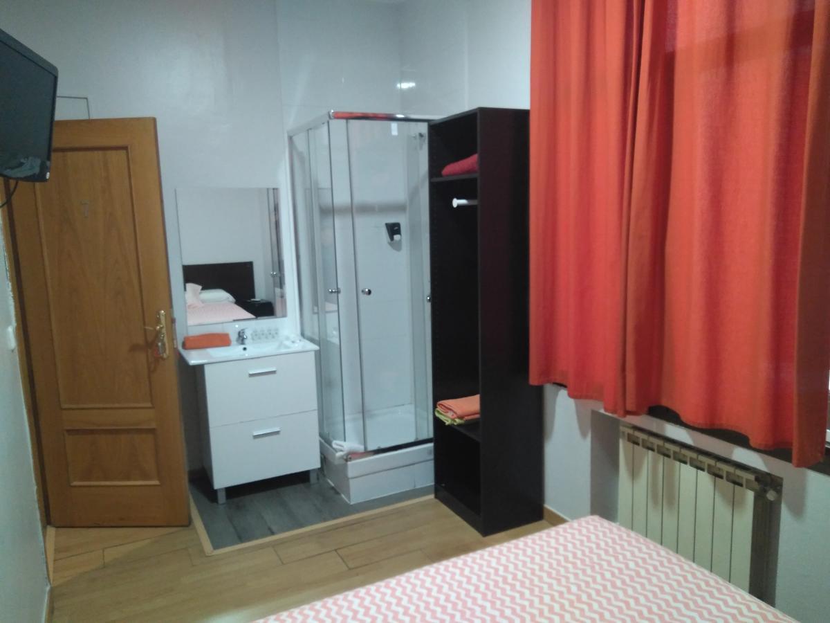 Village Rooms Multicolor 马德里 外观 照片